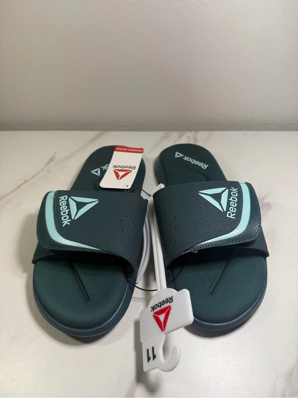 NEW Reebok Men’s Slide Sandals Size 11 – Black/Teal Athletic Slides